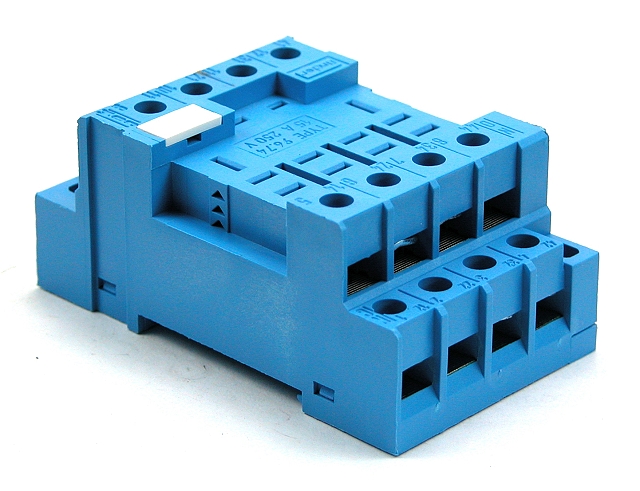 DINrail socket for 5634.. series